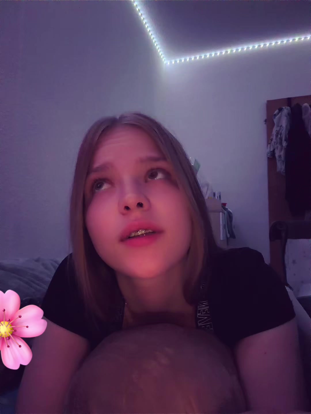 @🎭