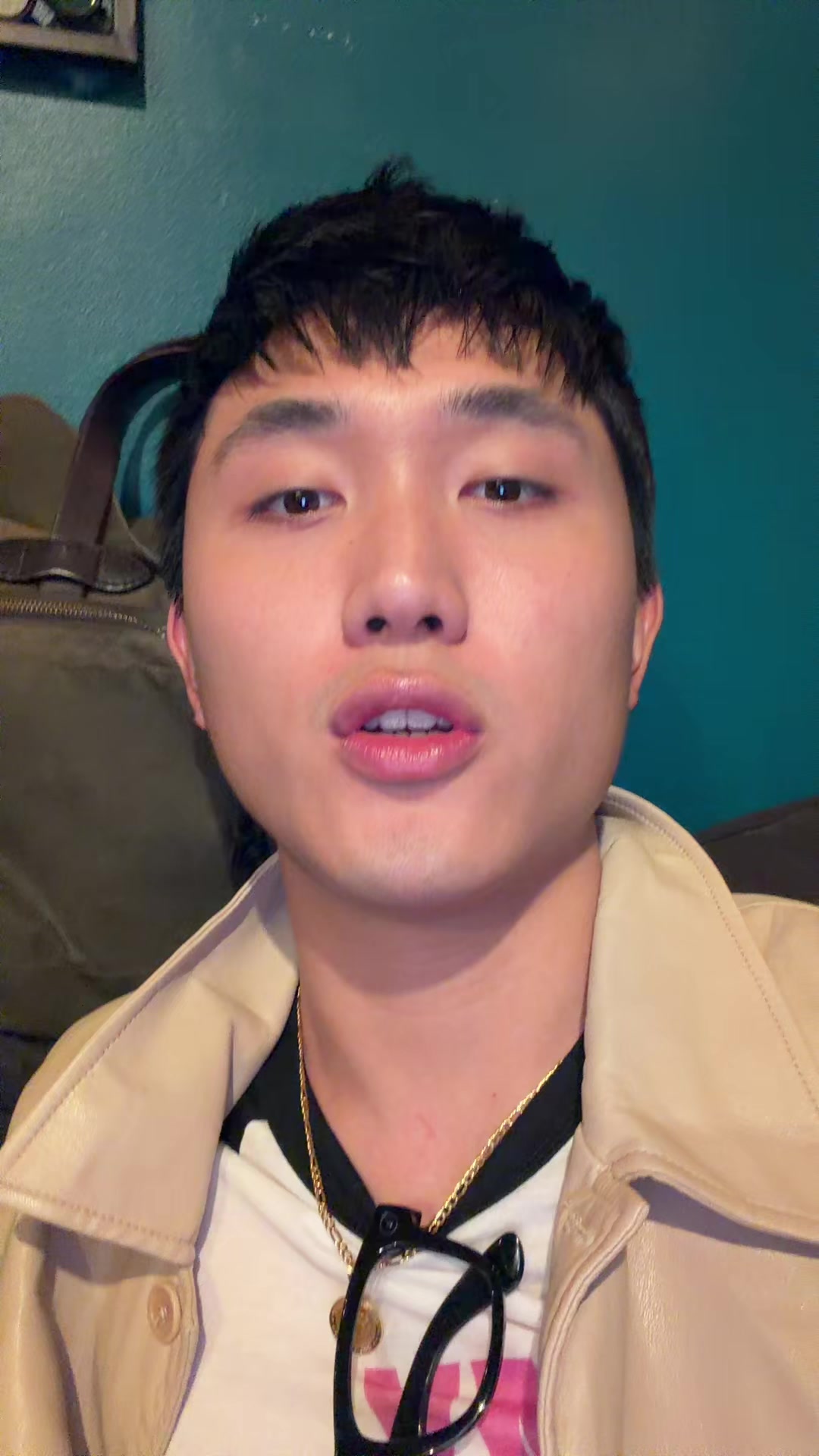 @Charles Hsu Spam Account