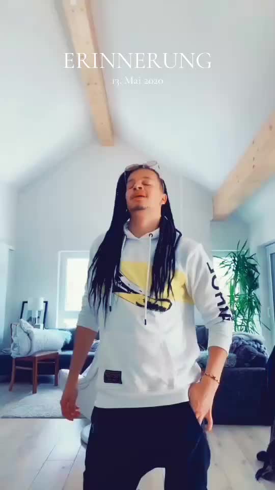@JustChris90
