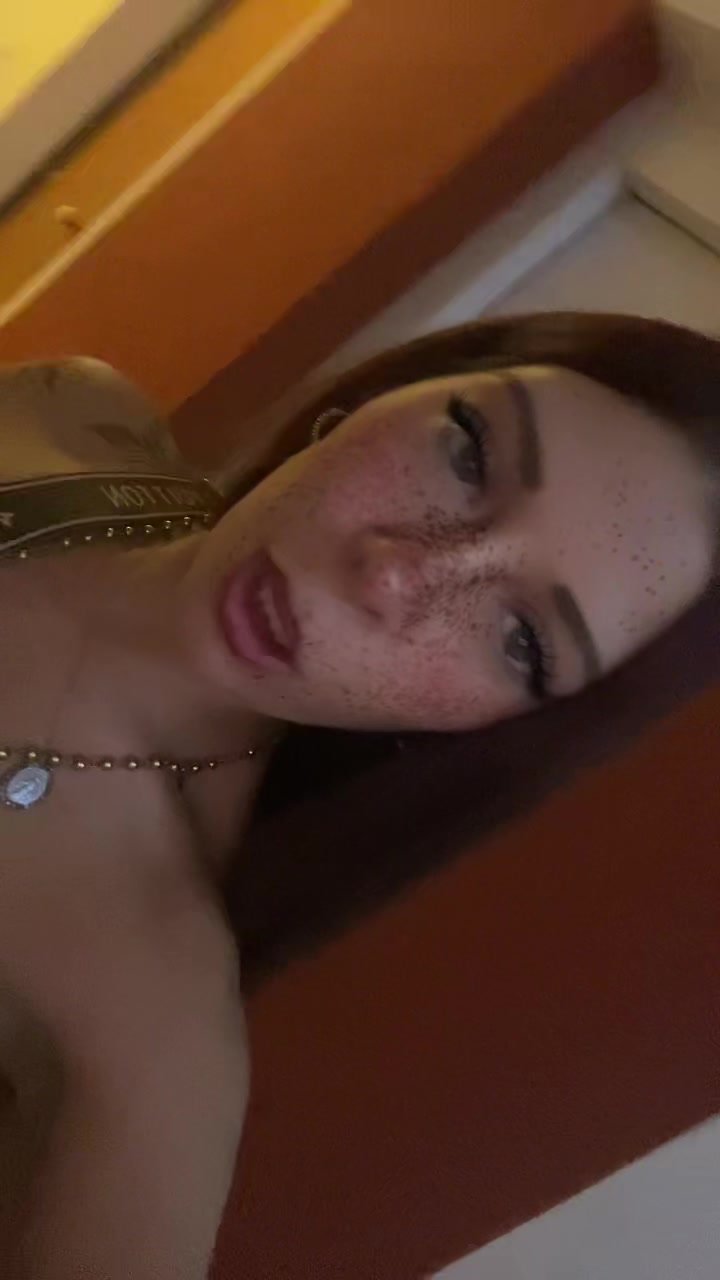 @Aurora🖤✨