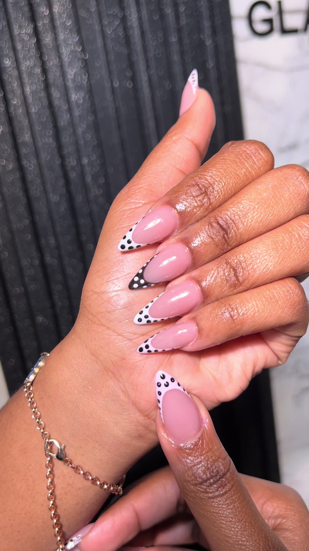 @Glam by Nana