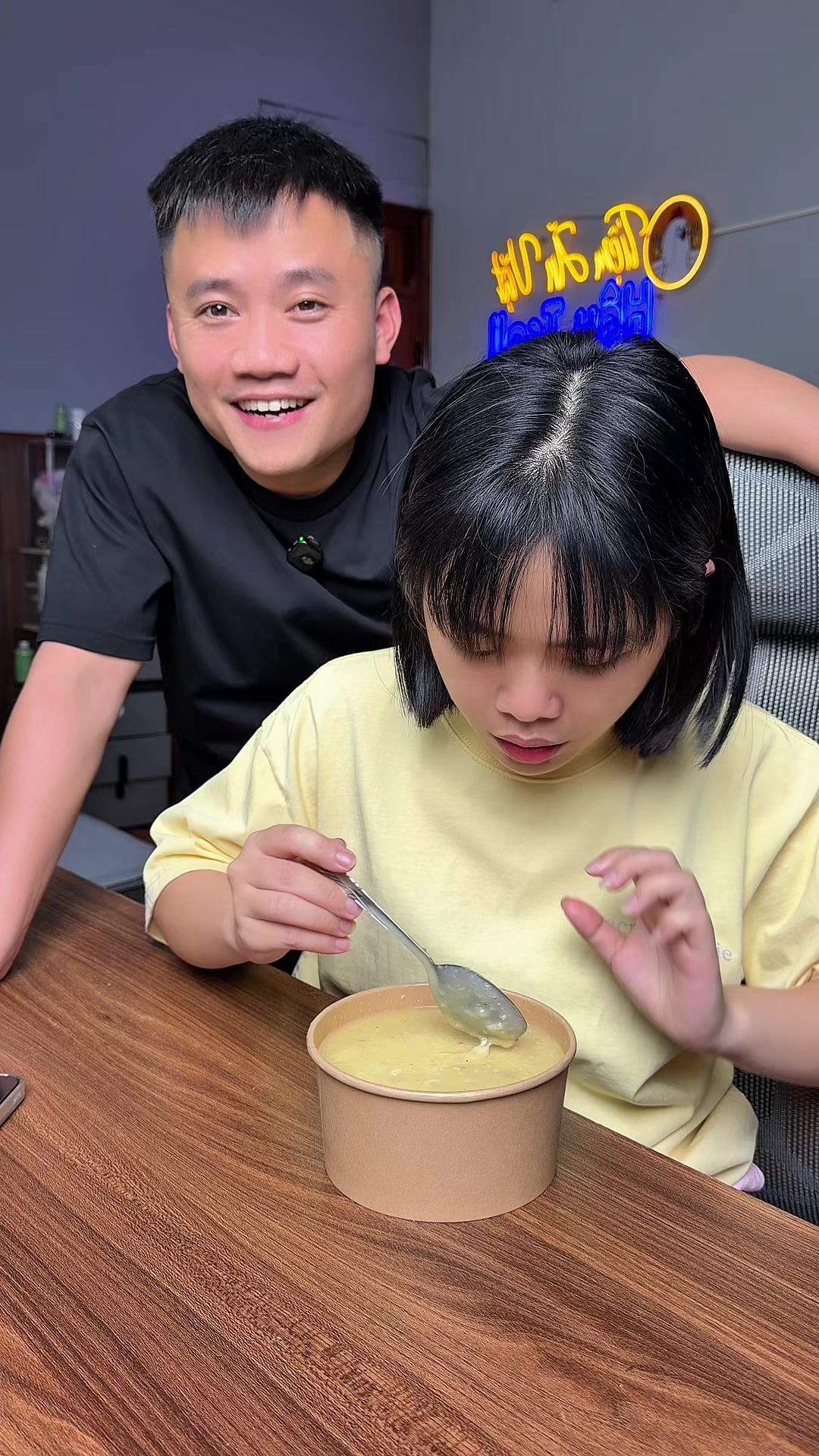 @Nguyễn Văn Hậu (Hậu Troll)