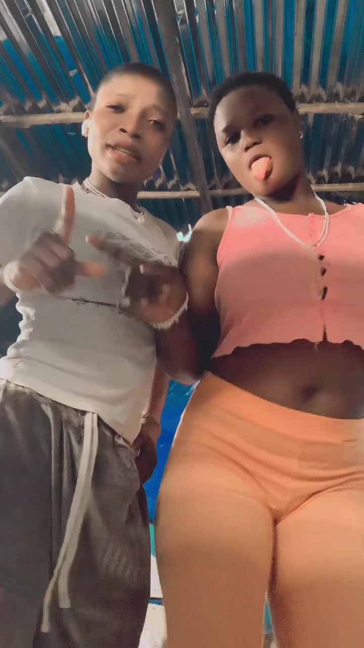 @Anikeade💕💕🥹