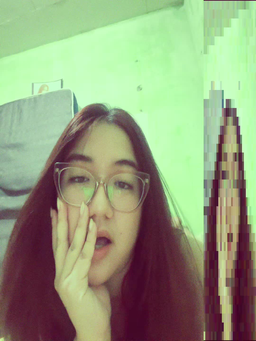 @julliene.