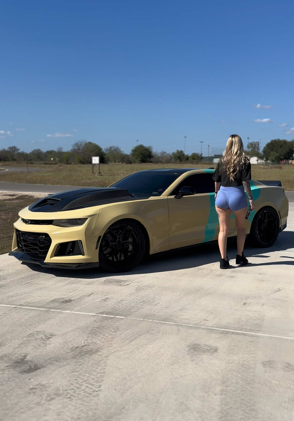 @Alexxis