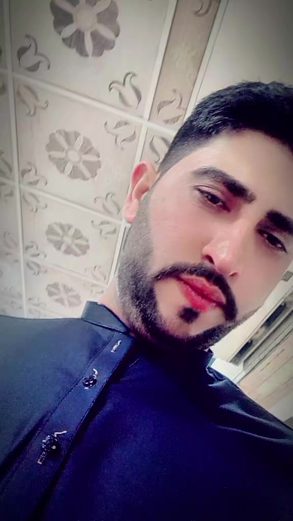 @➳ᴹᴿ᭄𝘼𝙡𝙤𝙣𝙚 𝙗𝙤𝙮 🇵🇰🇹🇷