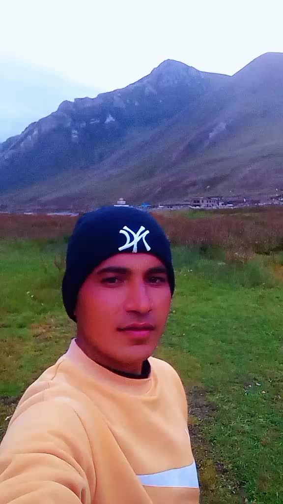 @गन्तव्यविहीन यात्रा