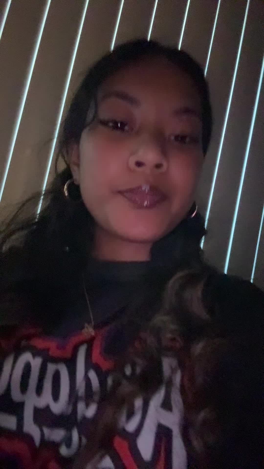 @lynncnom