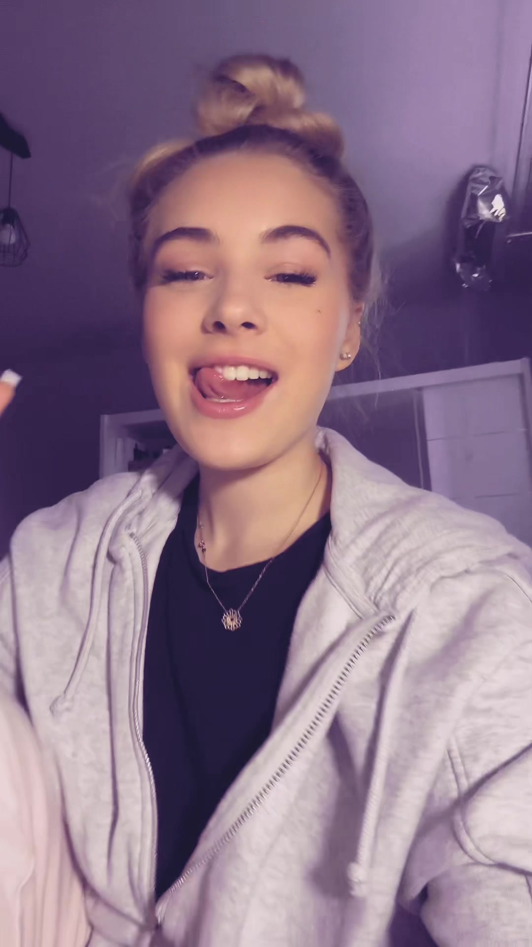 @zuzinka