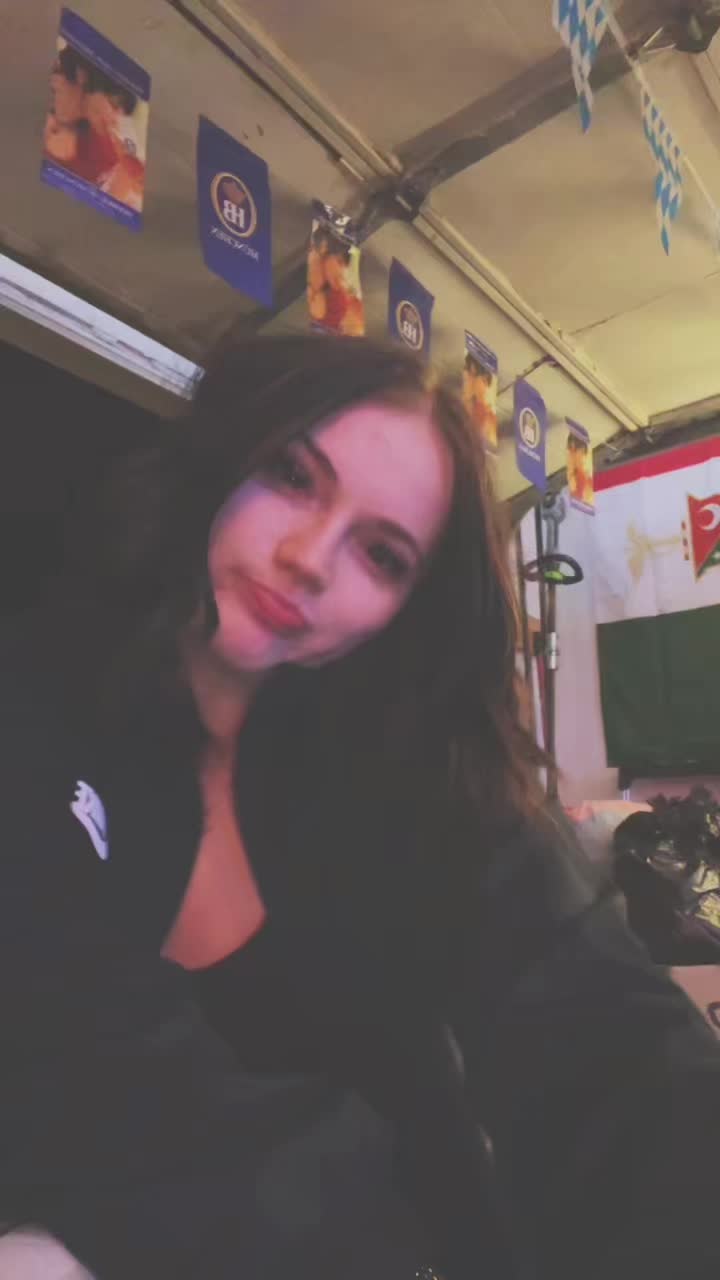@Ķ.Ħ.L.&Otilde;.&Egrave;