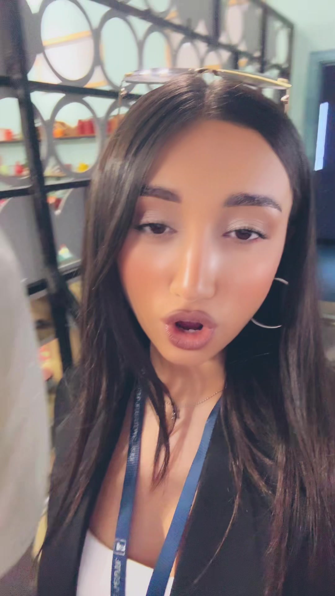 @𝐀𝐧𝐢.𝐉𝐨𝐮𝐫𝐧𝐚𝐥𝐢𝐬𝐭