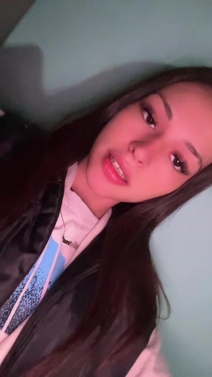 @Adriana_Dostal_