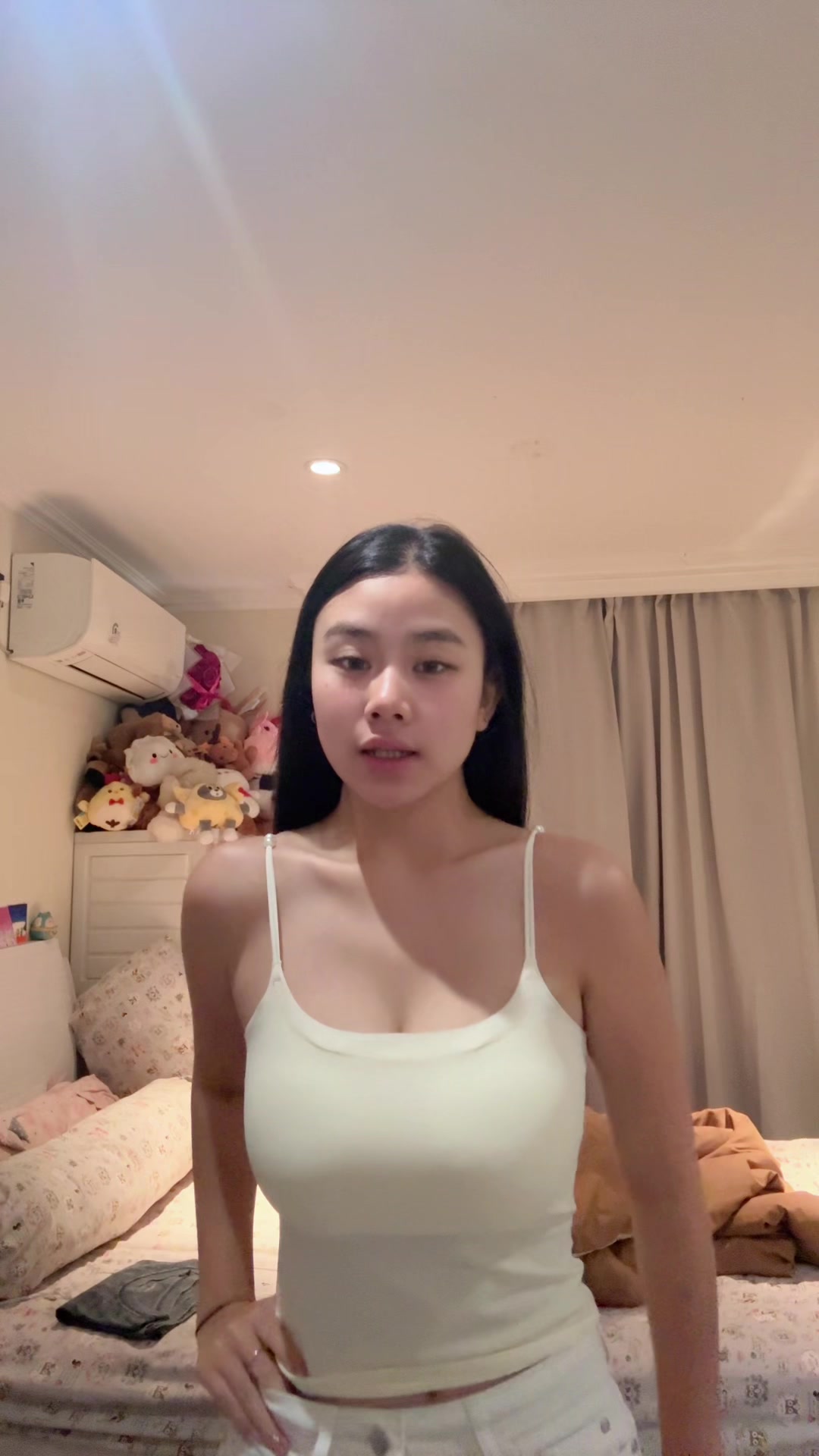 @taniaaa