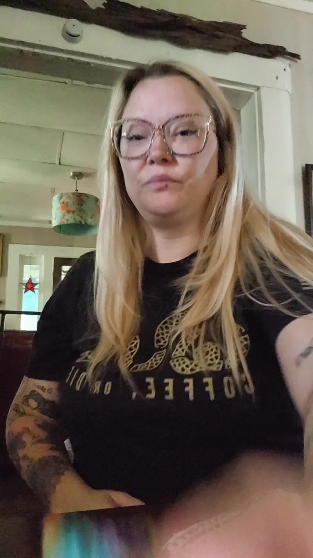 @blondie1986
