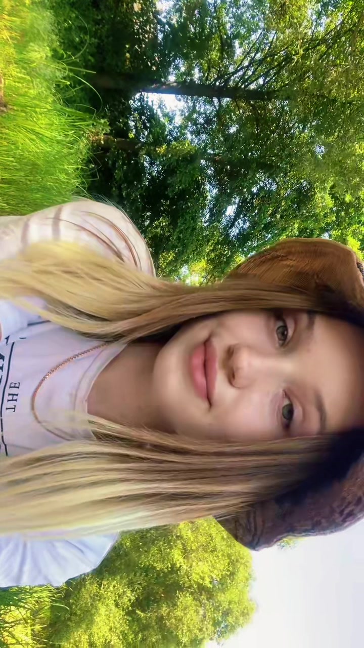 @Veronika