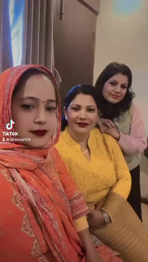 @gita khatri