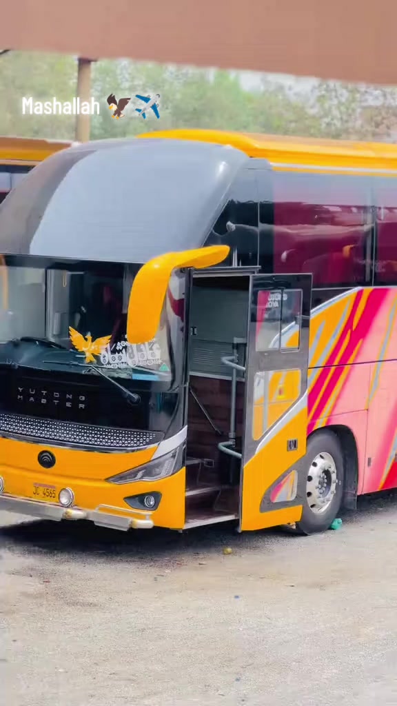 @Adeel bus lover🚍🇵🇰🇶🇦🇶🇦