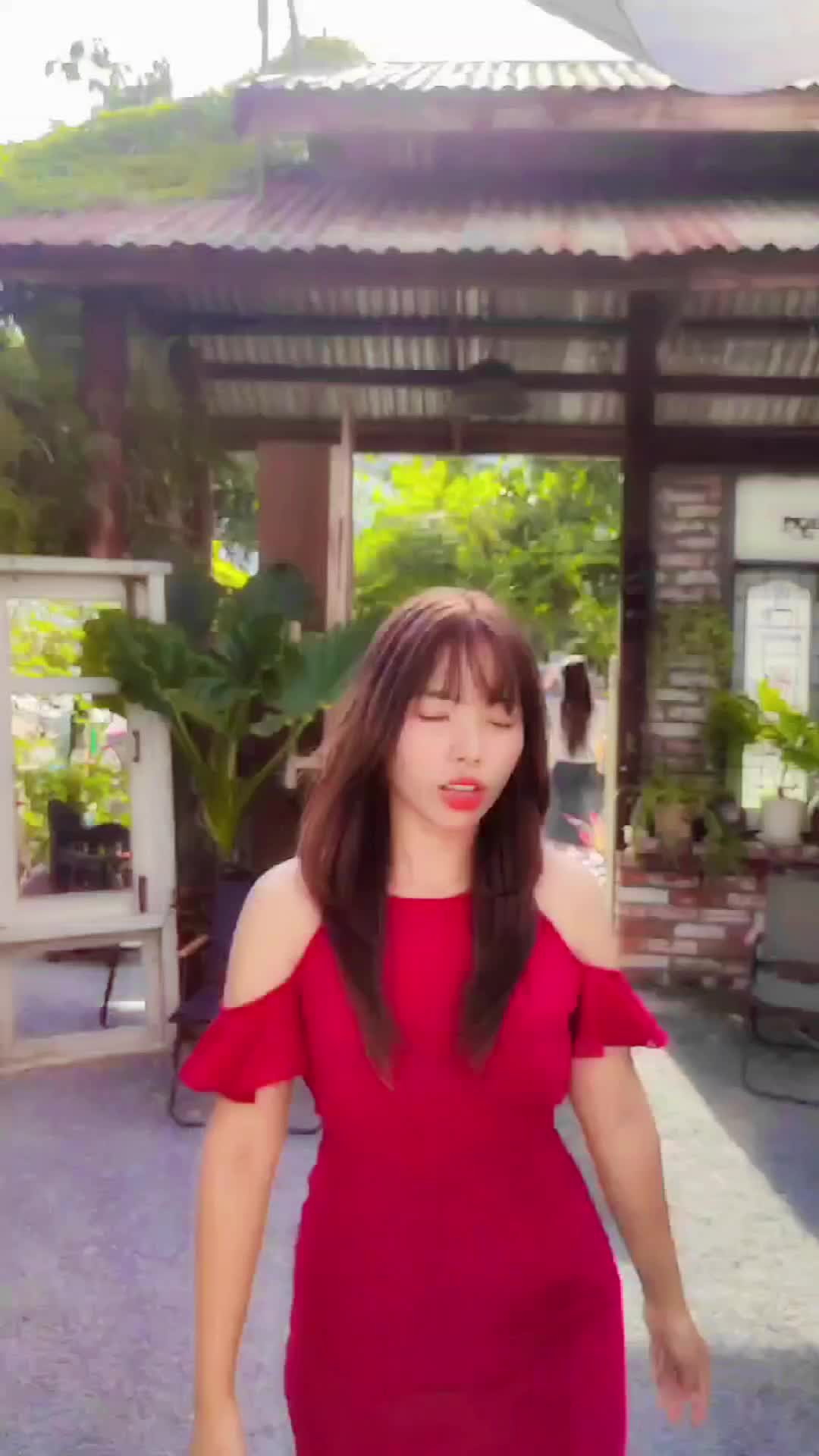 @Hnin Nu Yee