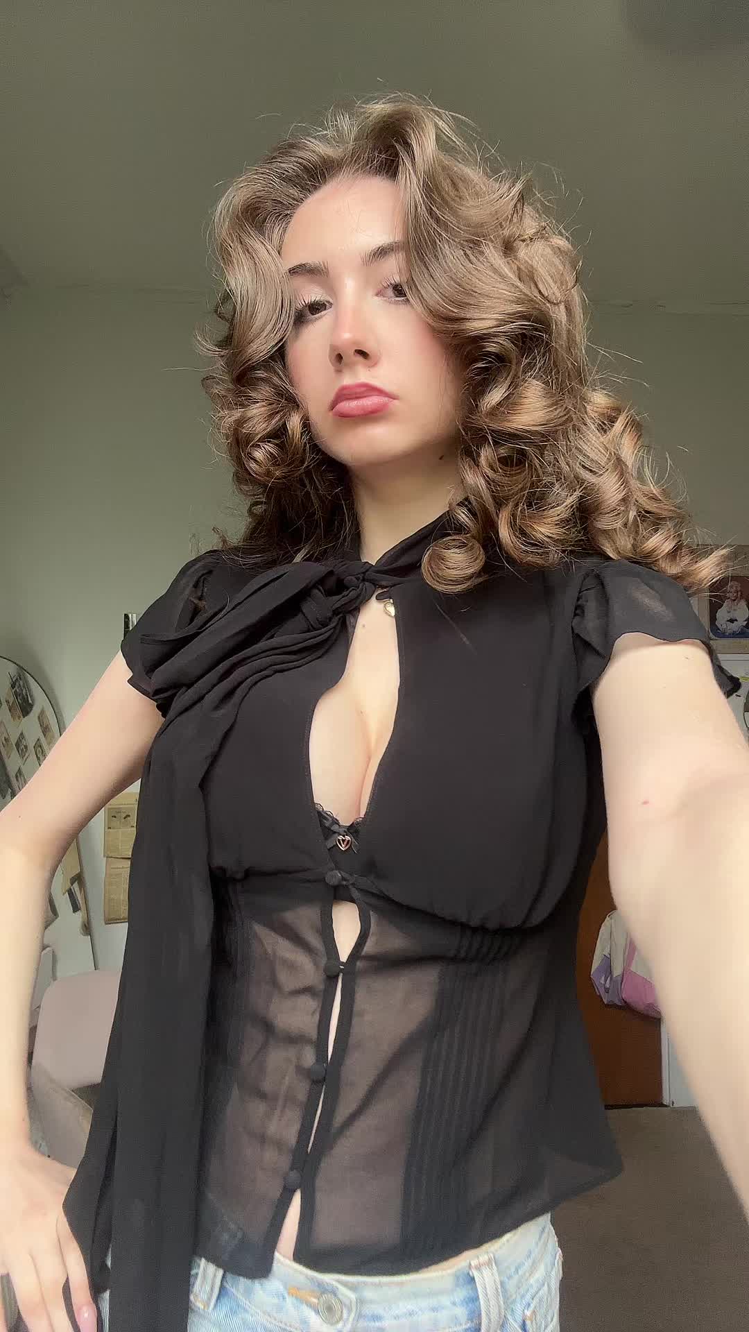 @Ana