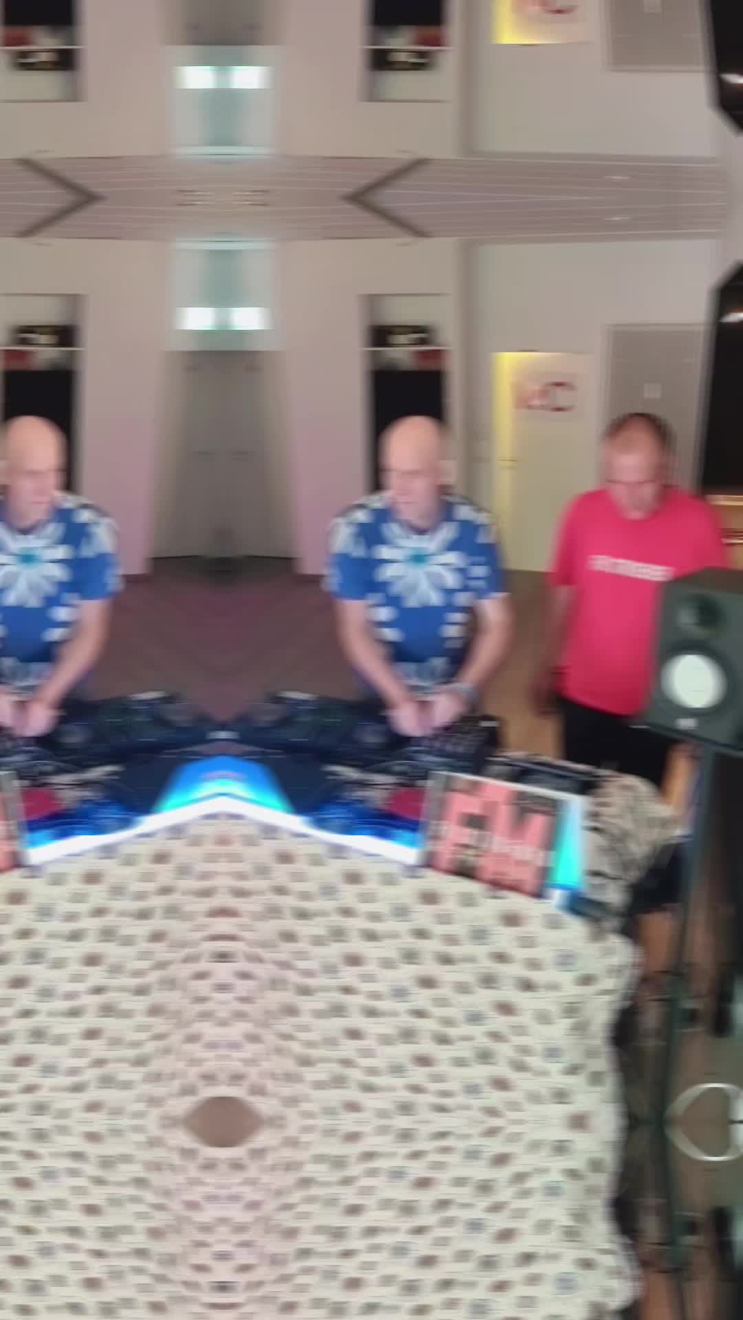 @Marcel Str&ouml;mer