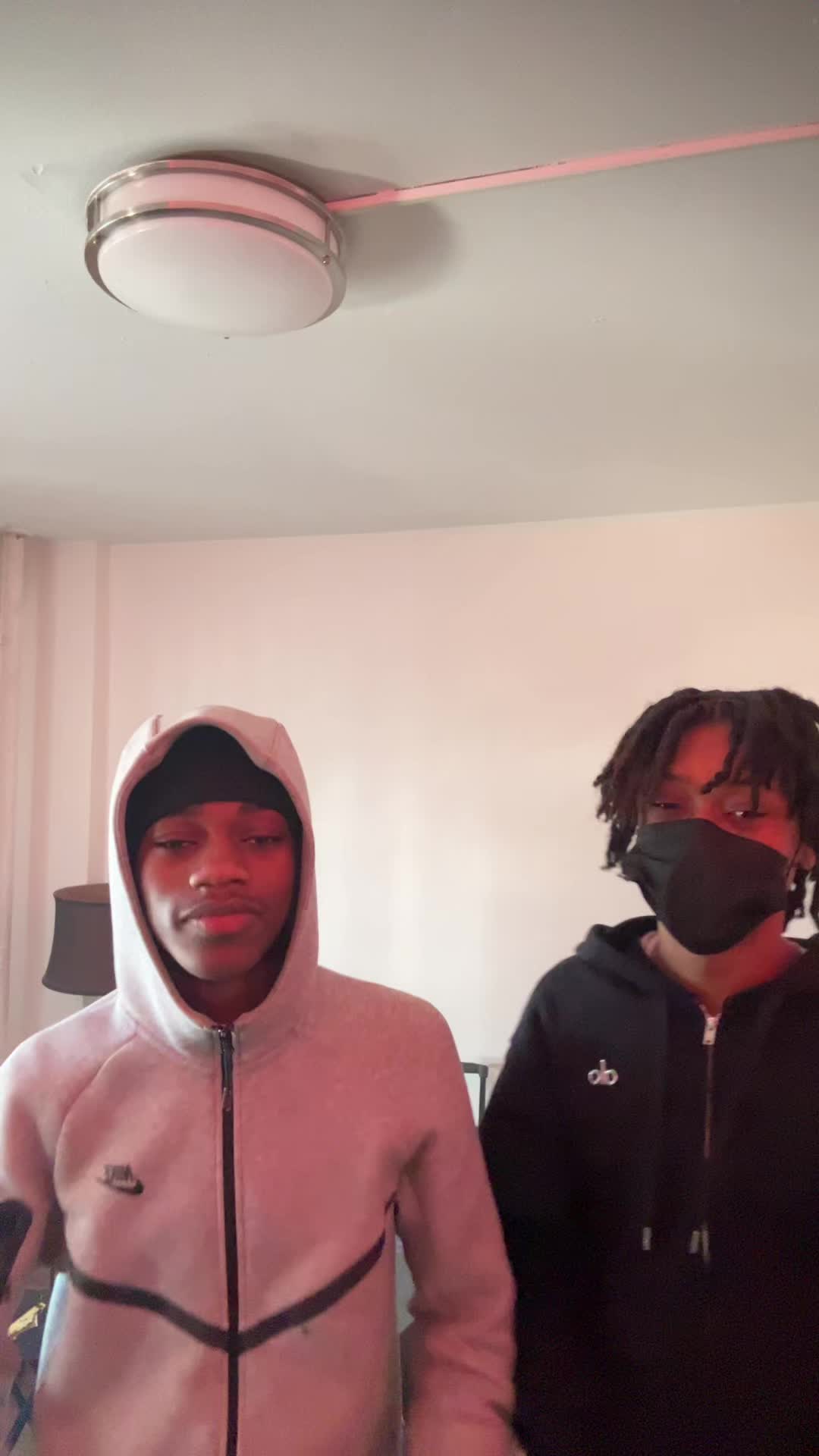 @jbstaygeekedundercover