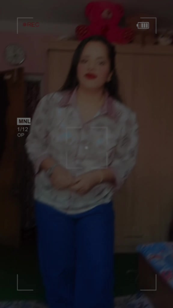 @अनु...👑