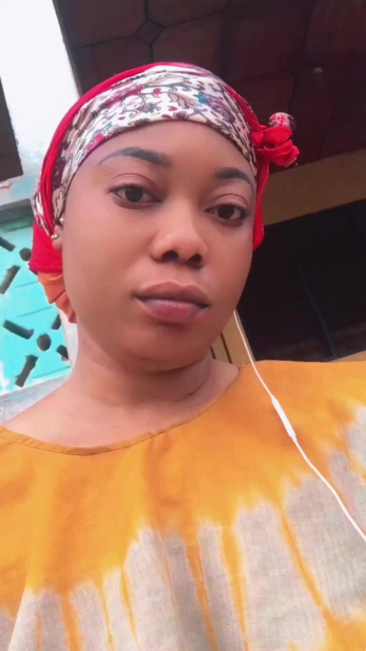 @Happy~Queen 🤘🦋