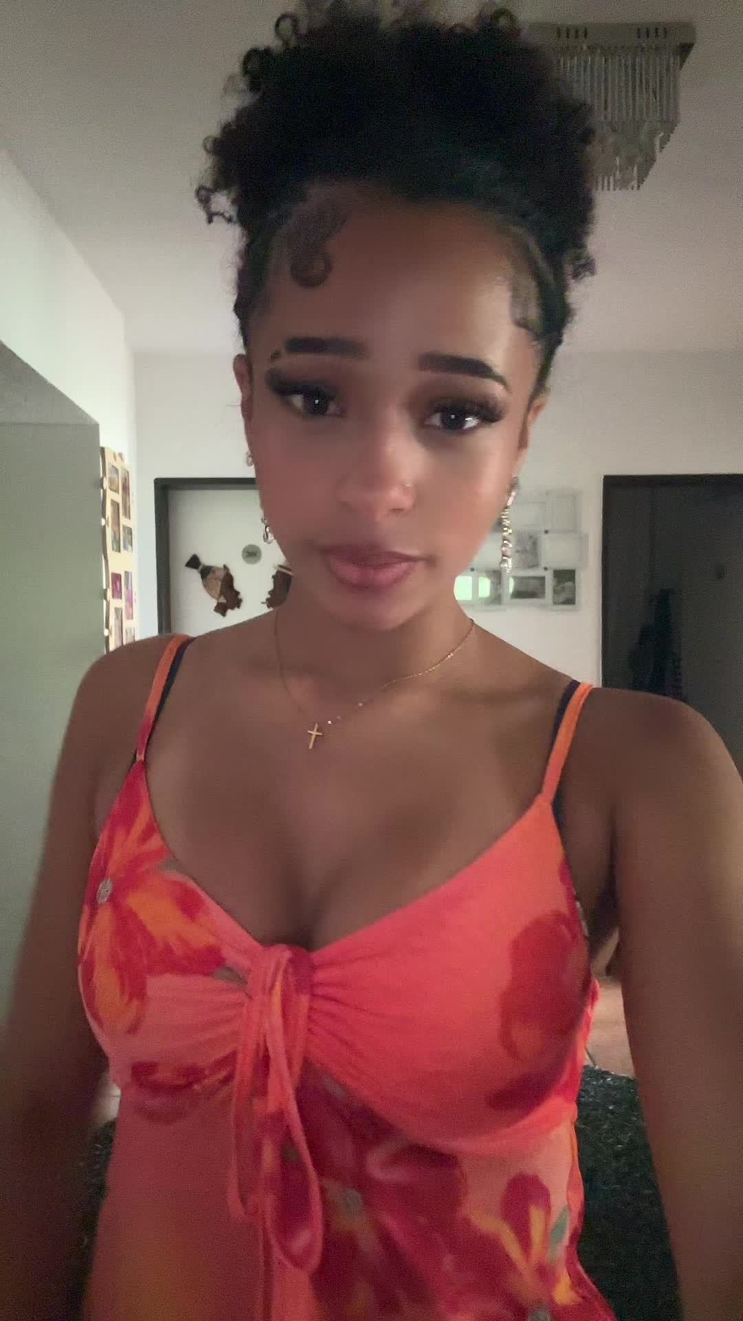 @hannah.esmeralda2