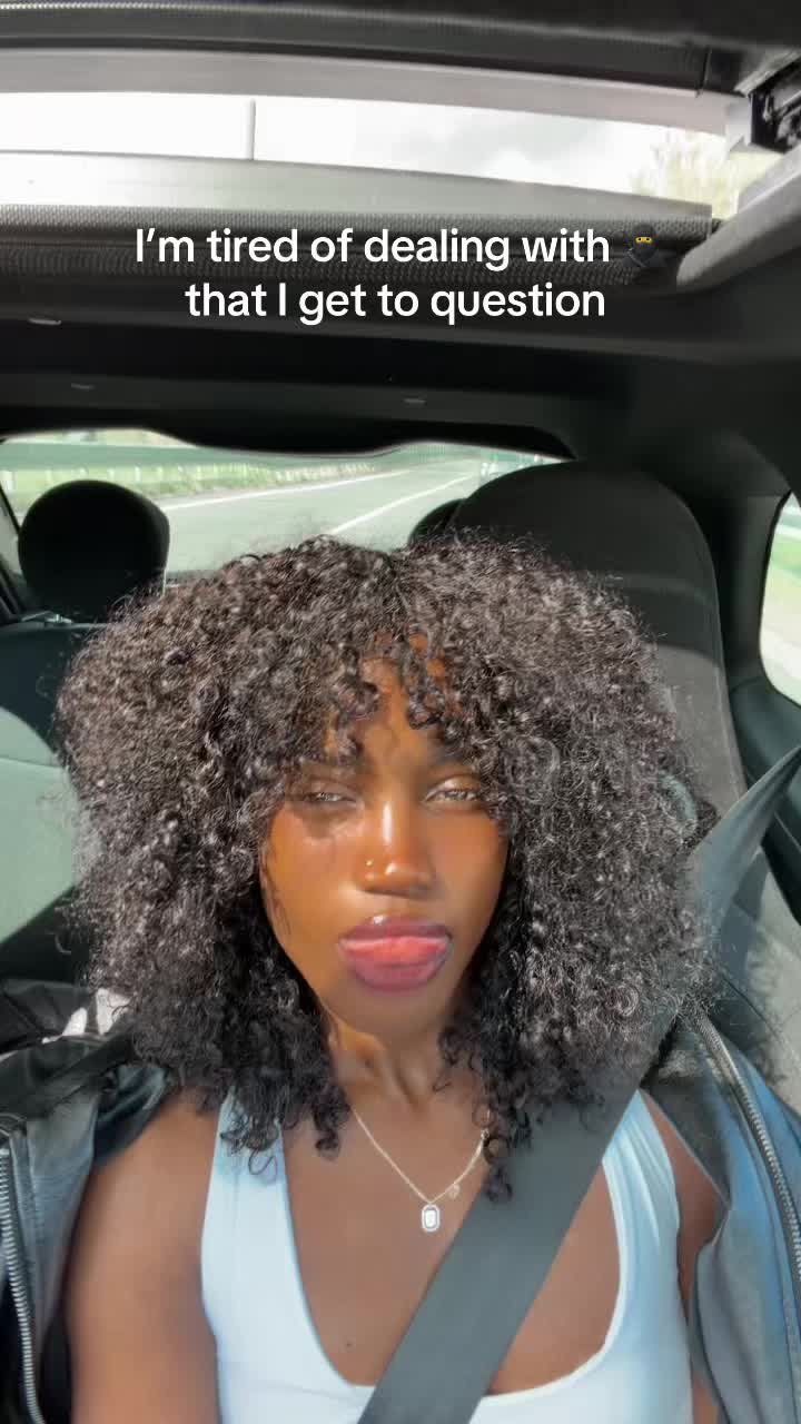 @RueB___