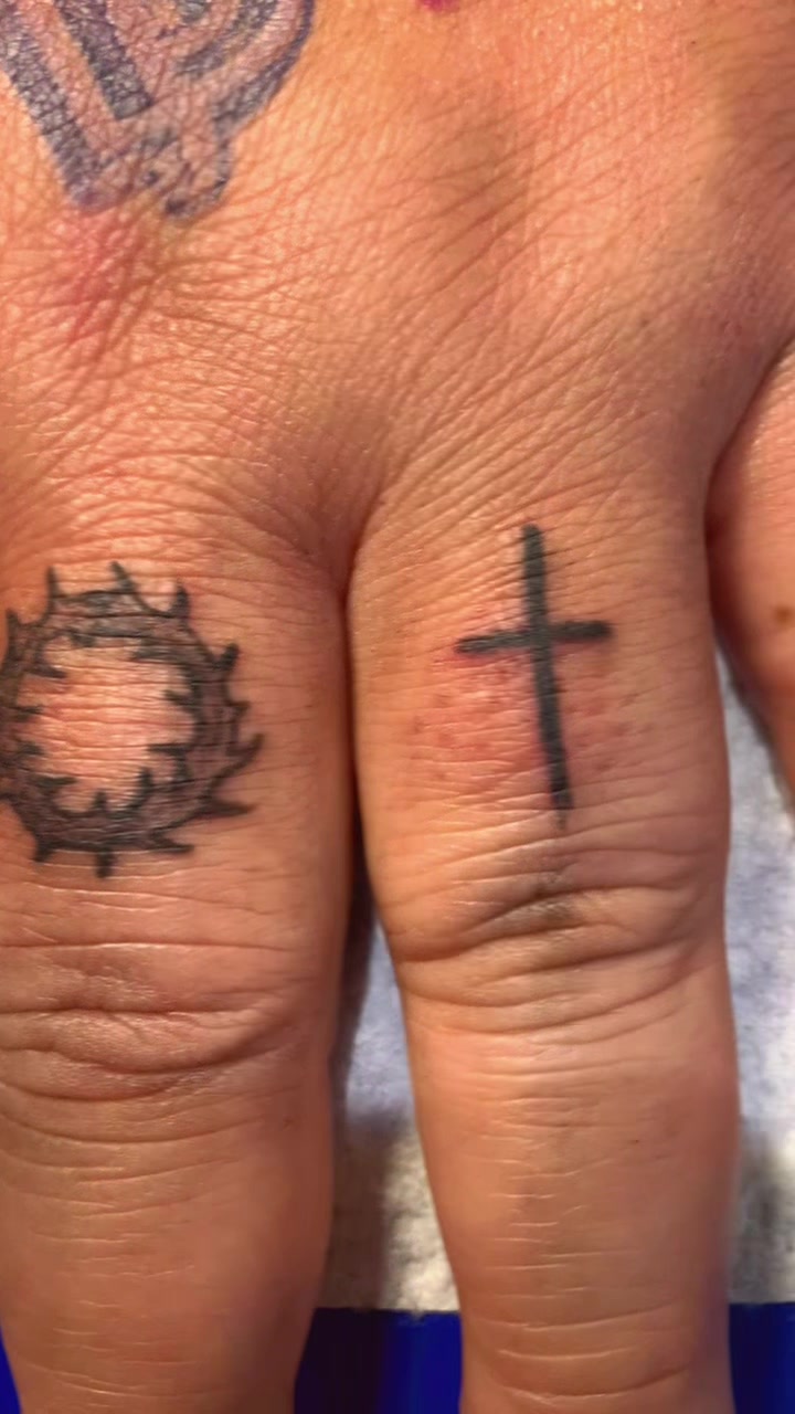 @Lazyboy_tattoos