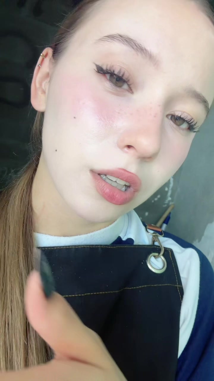 @karina