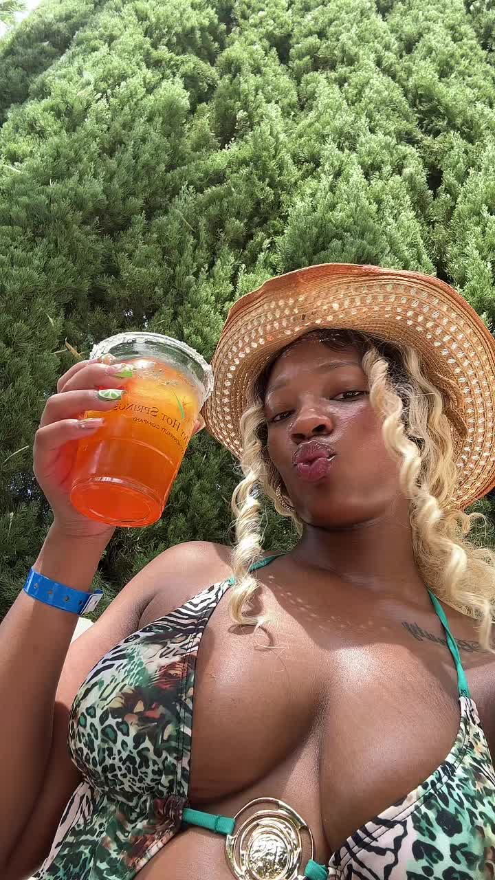 @Beautifull Skyy💋🇯🇲❣️🪭
