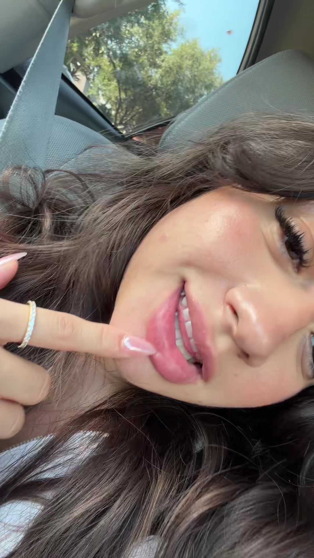 @👼🏽