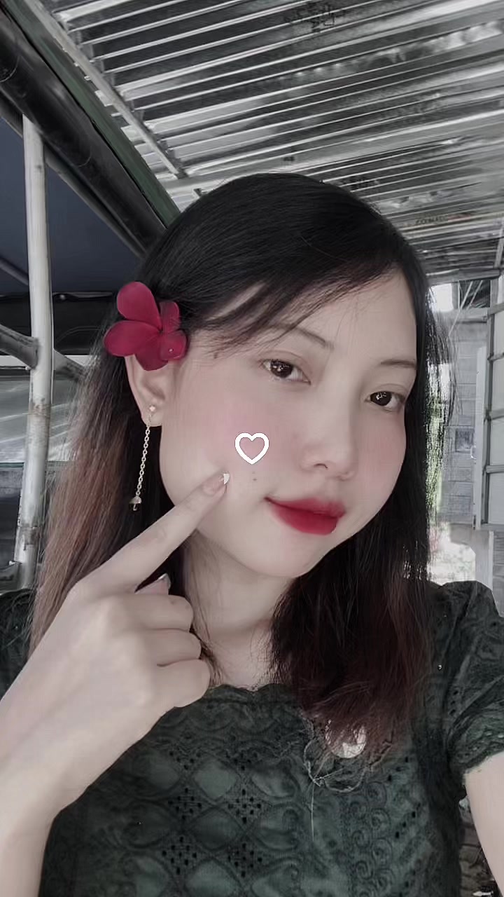 @Phoo🍓🍀🍀🍀