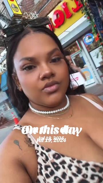 @lilieshaworld