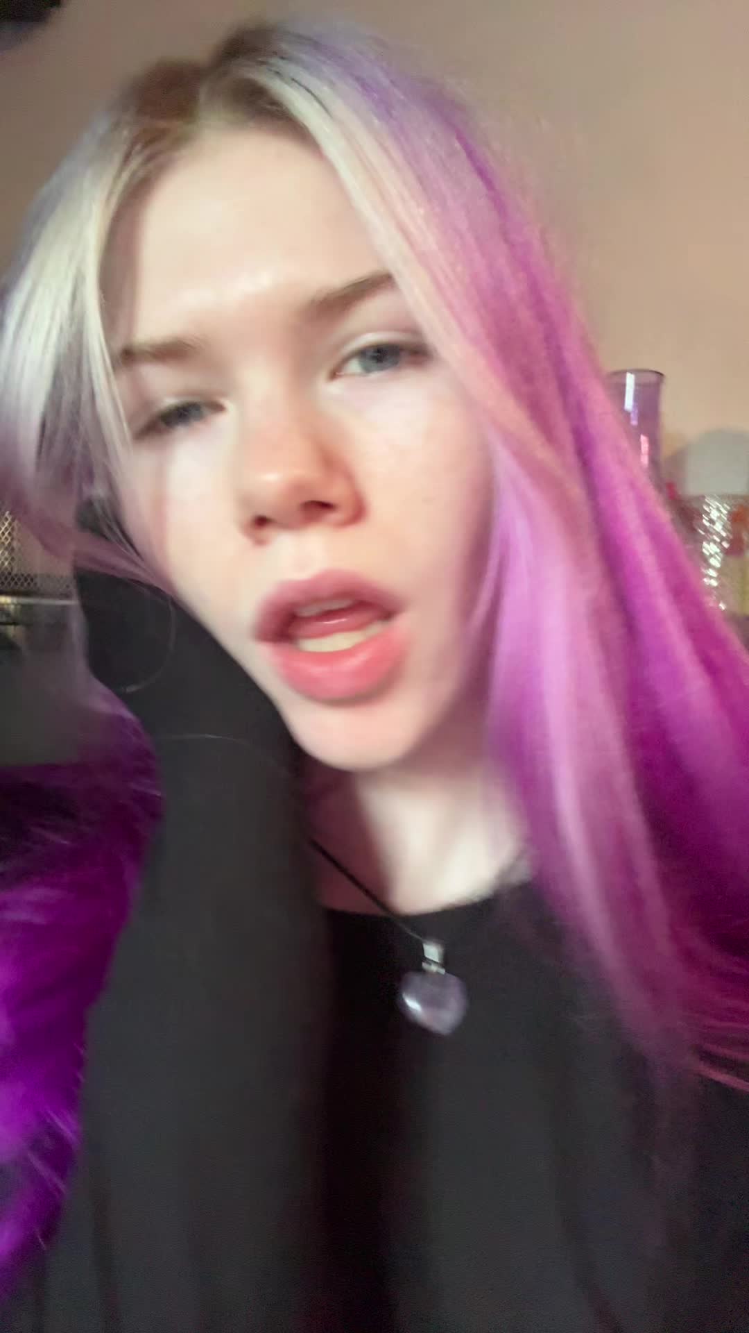 @tay