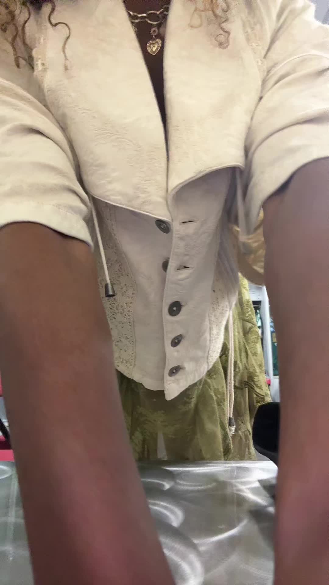 @liv