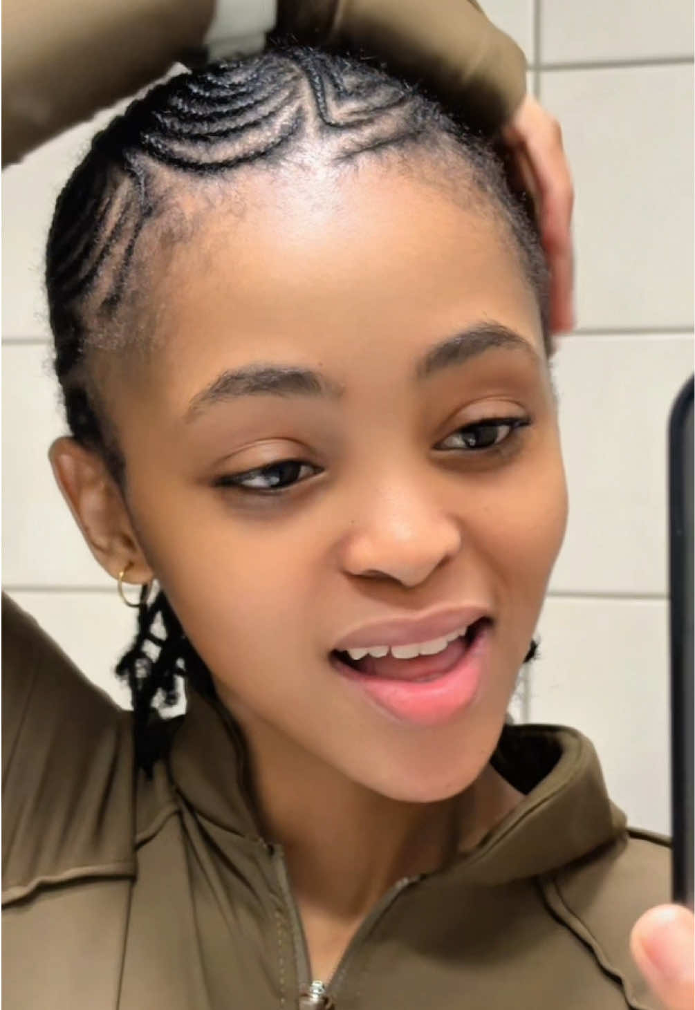 @THANDISWA_K4