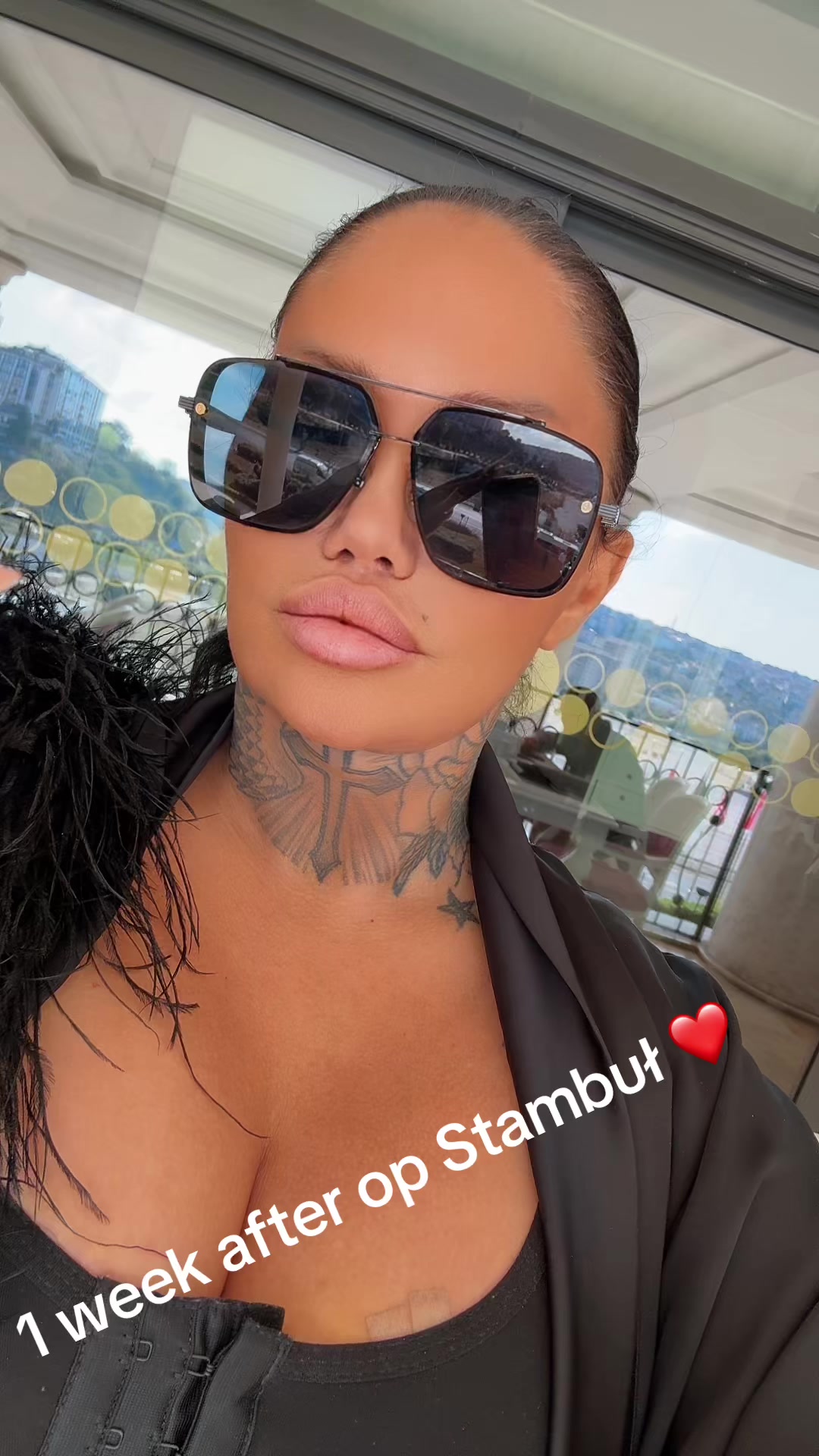 @Lala_laluna_official