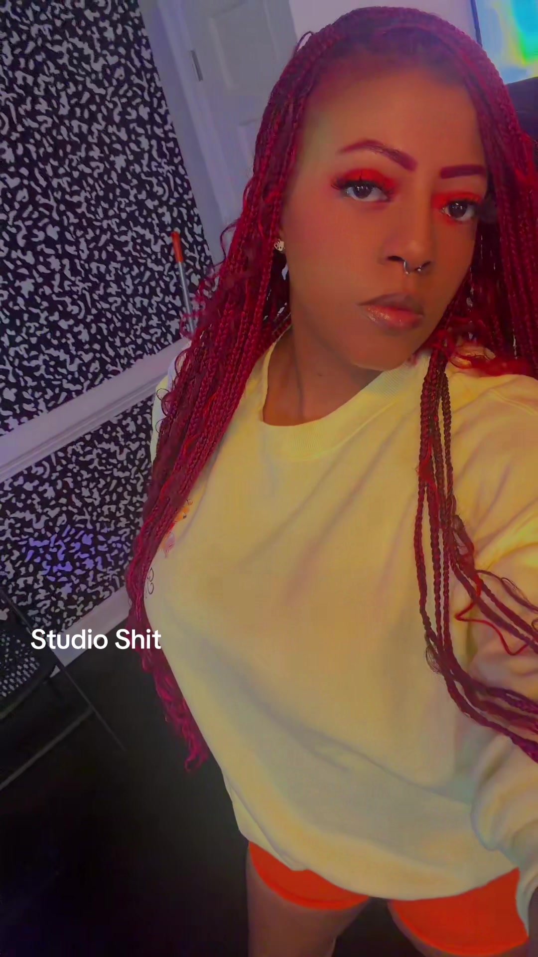 @Baddiesbeauty_Monika