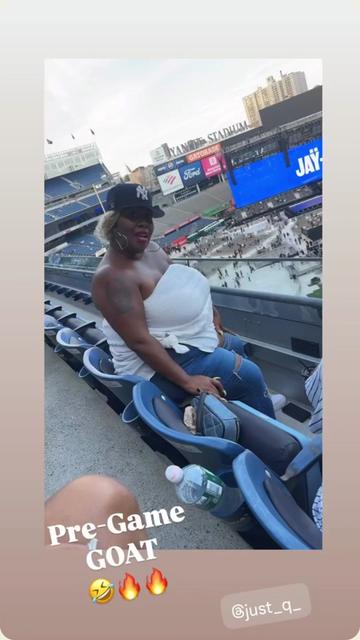 @Just_Q_