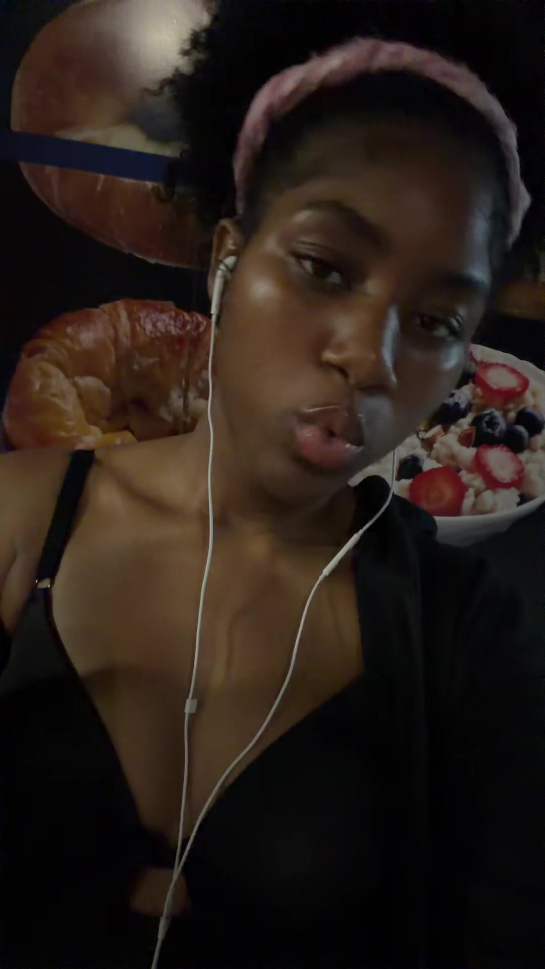 @zairajade