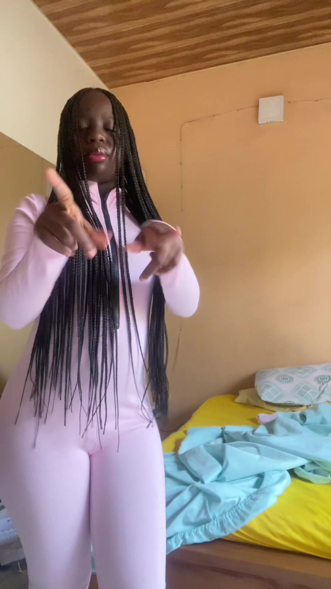 @Lhynn