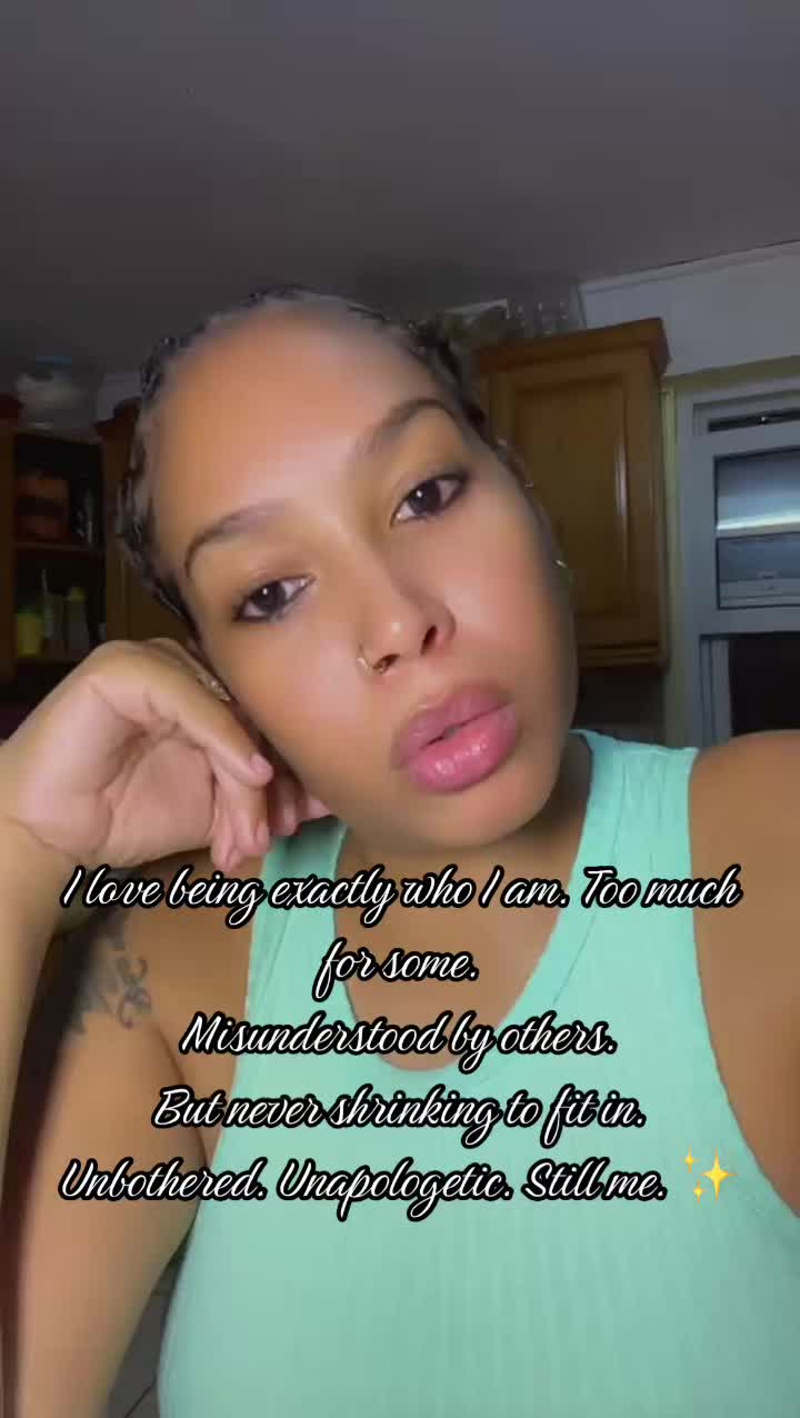 @Cranberry| Content Creator🇩🇲