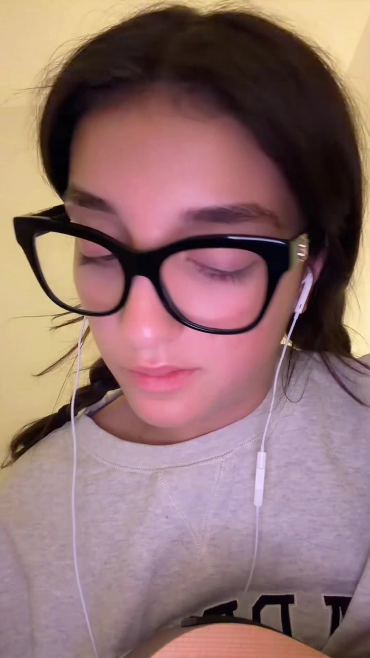 @ella lombardi