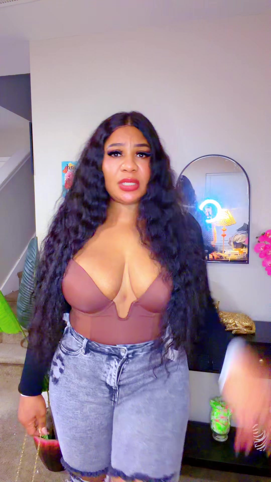 @LolaTokfinds