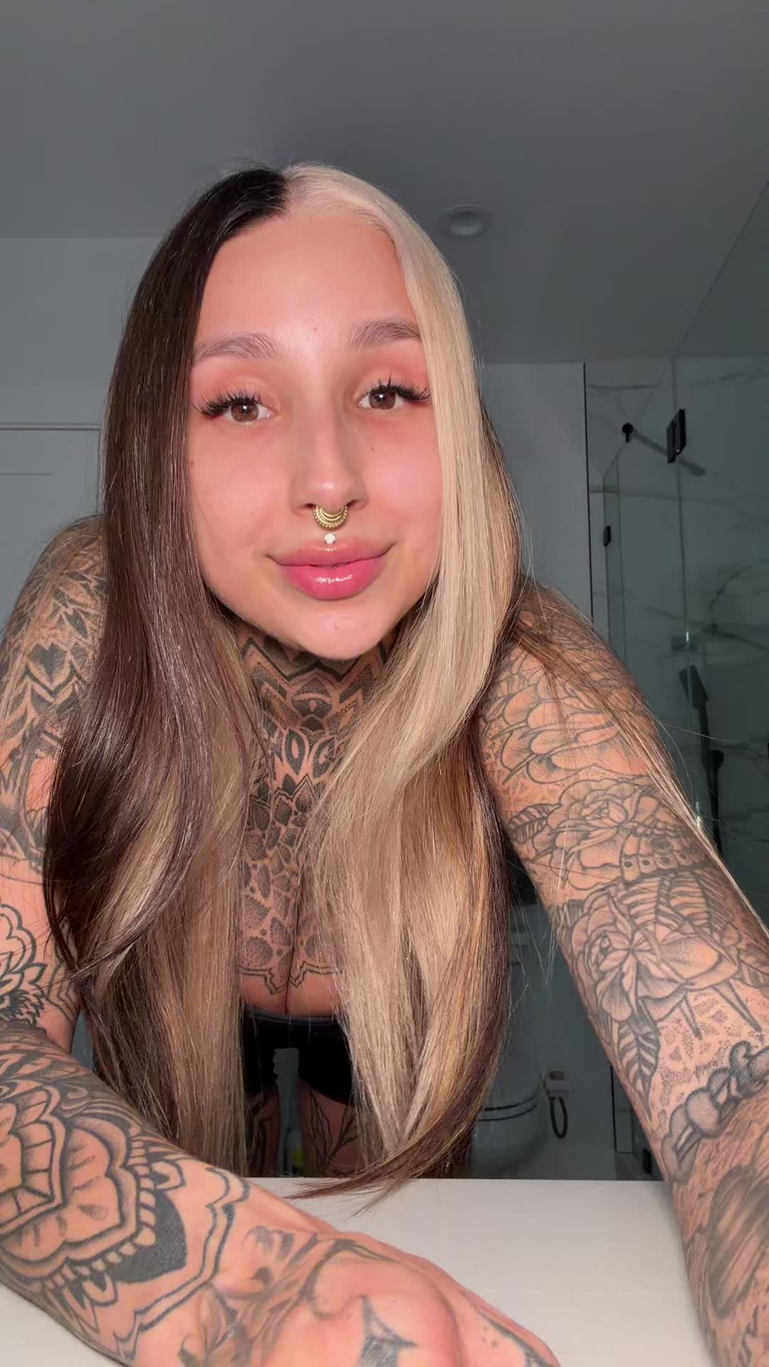 @Split_tongue_bri