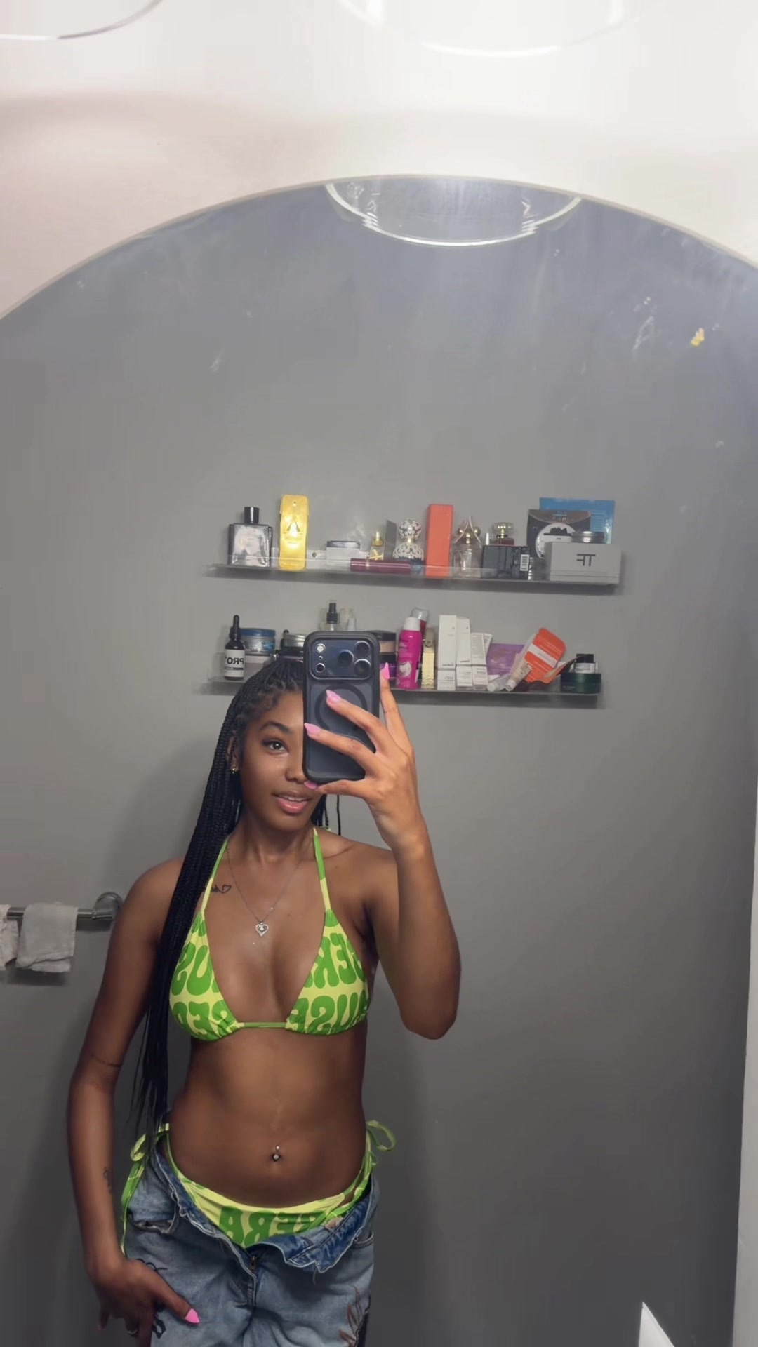 @aj 😻🫦🫧🍉