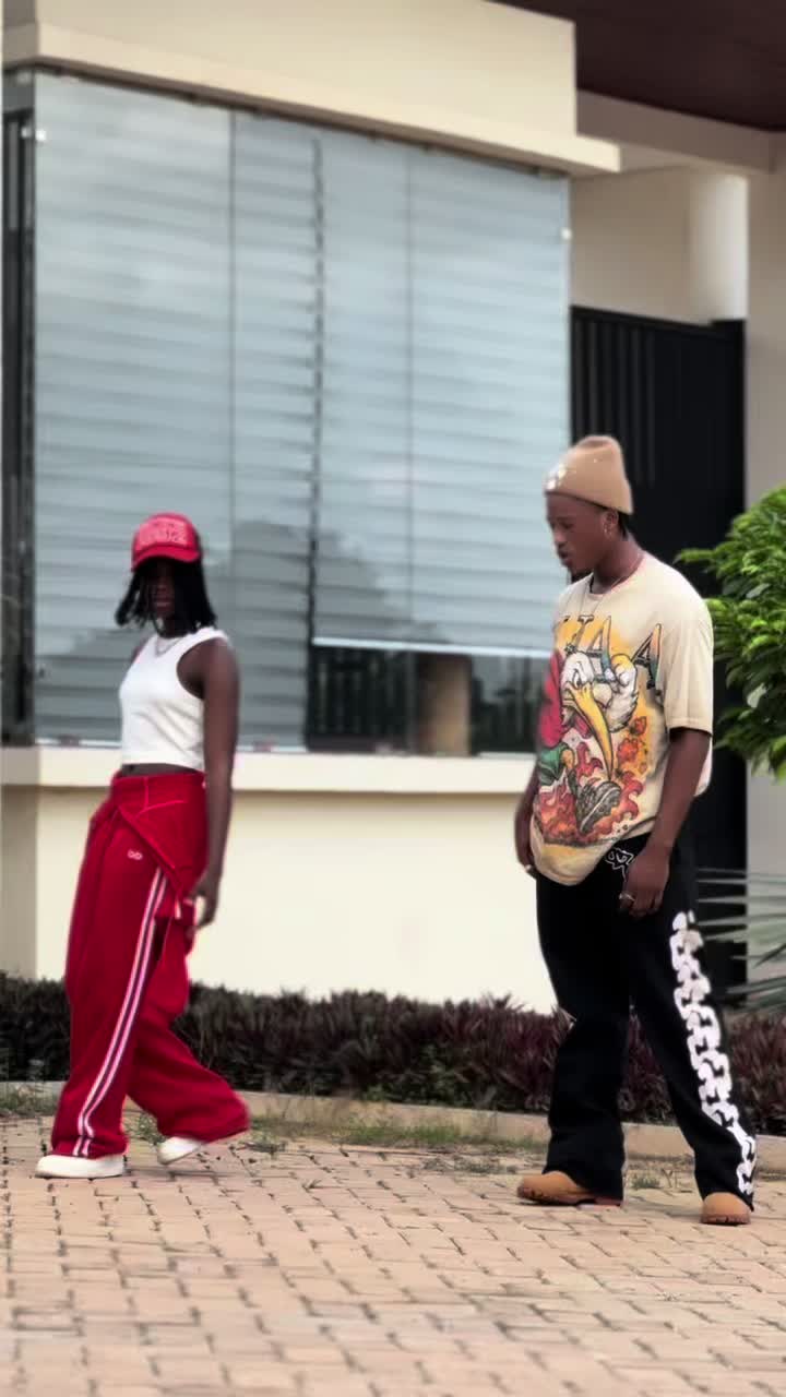 @THE GAL WONDERS 🦅🇬🇭