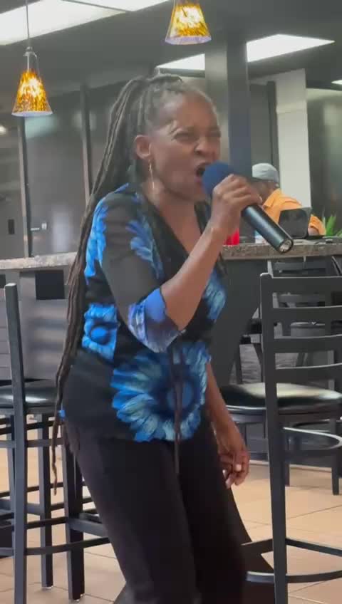 @herricane_elaine